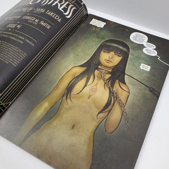 Monstress #1 Marjorie Liu Sana Takeda 2015 Image Comic Book Softcover Sleeved - Picture 4 of 12